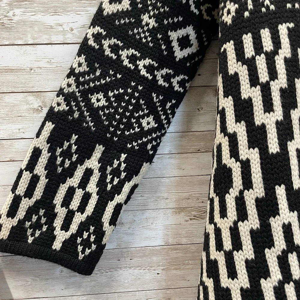 W by Worth Womens PS Cardigan Sweater Wool Blend Open‎ Front Aztec Black & White
